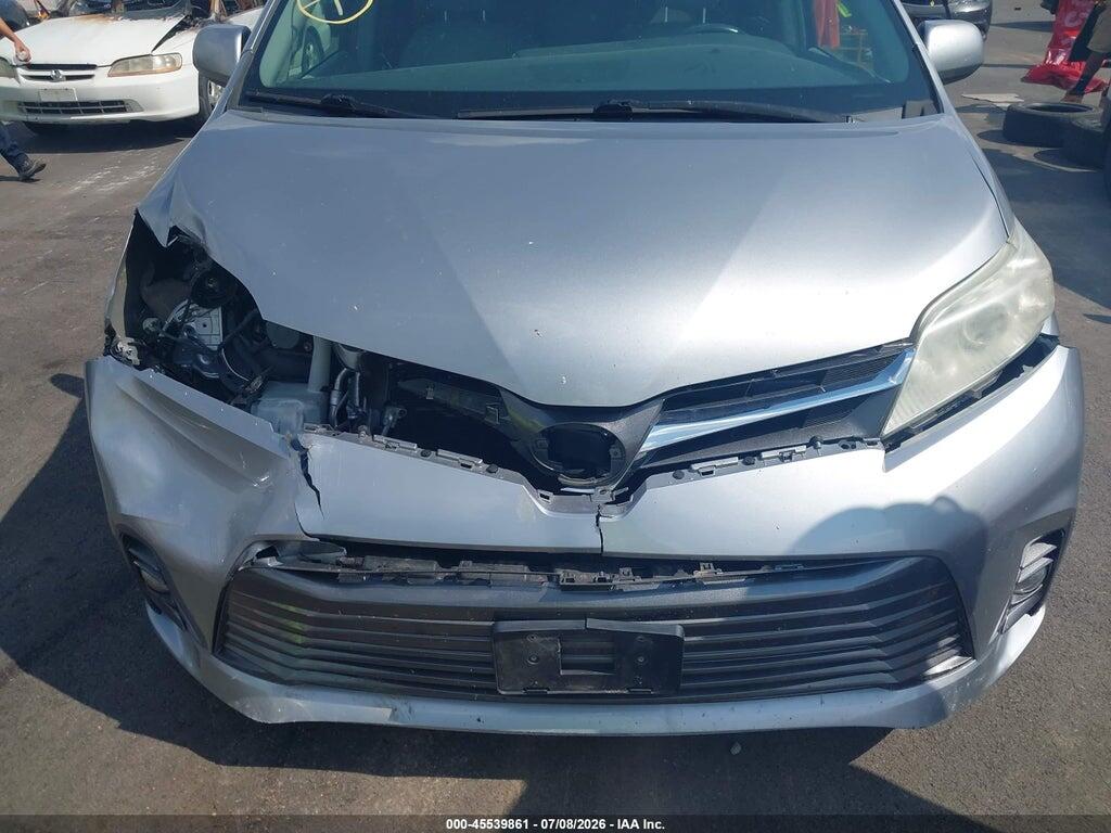 5TDYZ3DC0JS929781 2018 TOYOTA SIENNA photo no. 6