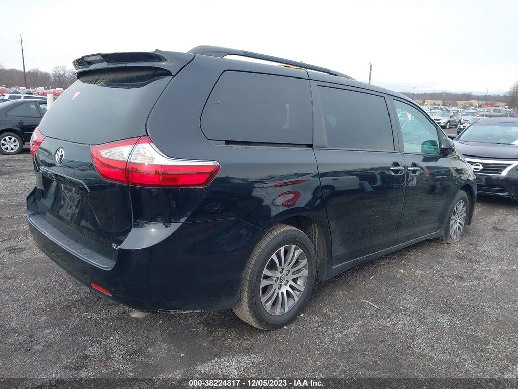 5TDYZ3DC0JS924709 2018 TOYOTA SIENNA photo no. 4