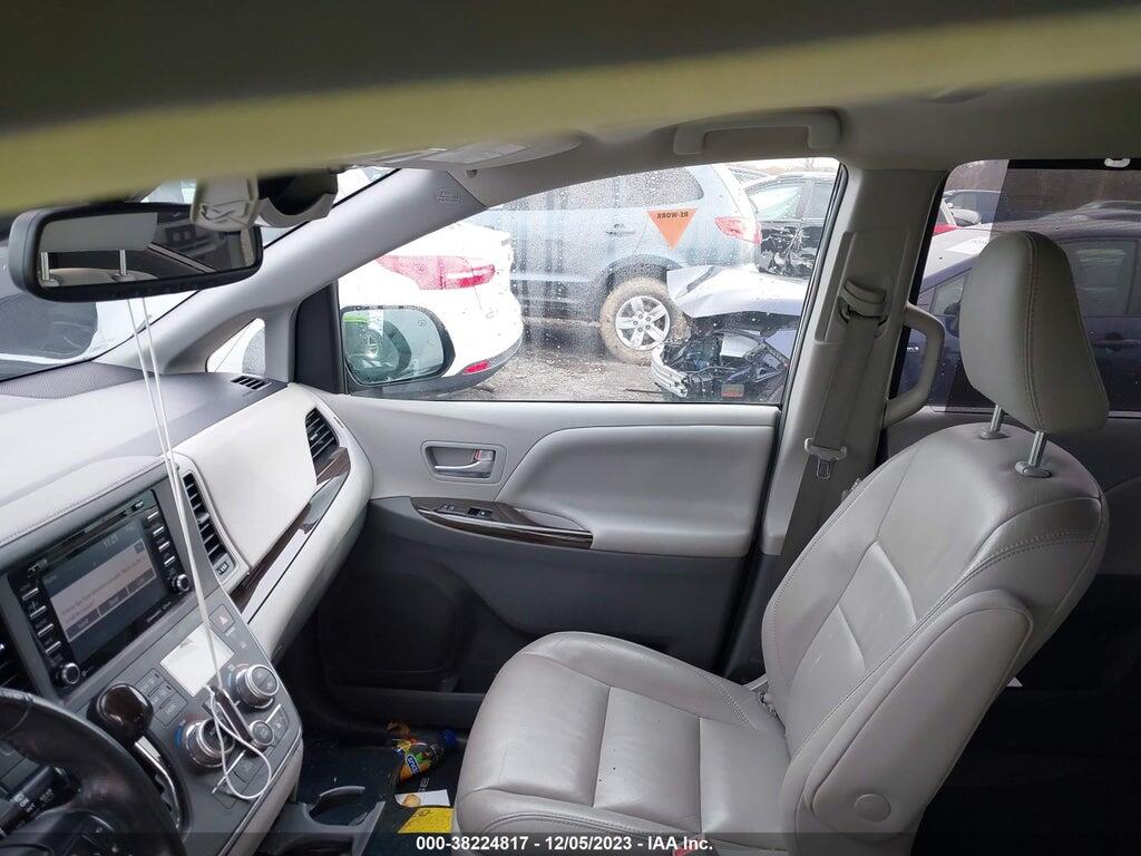 5TDYZ3DC0JS924709 2018 TOYOTA SIENNA photo no. 5