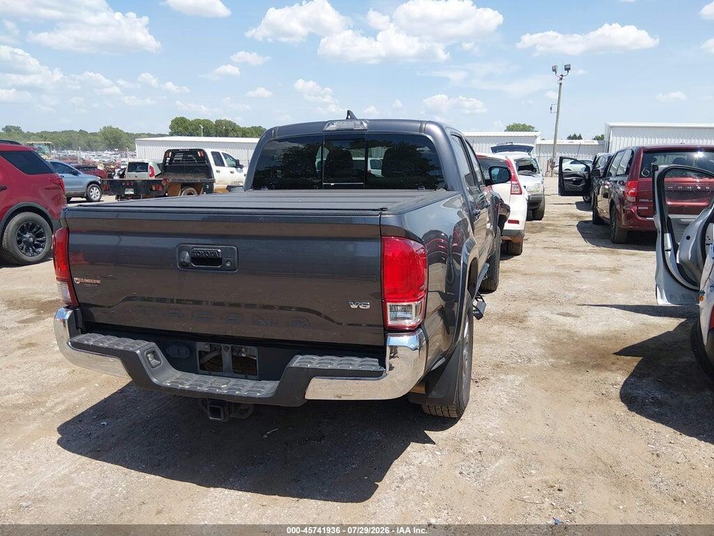 5TFAZ5CN2JX055847 2018 TOYOTA TACOMA photo no. 4