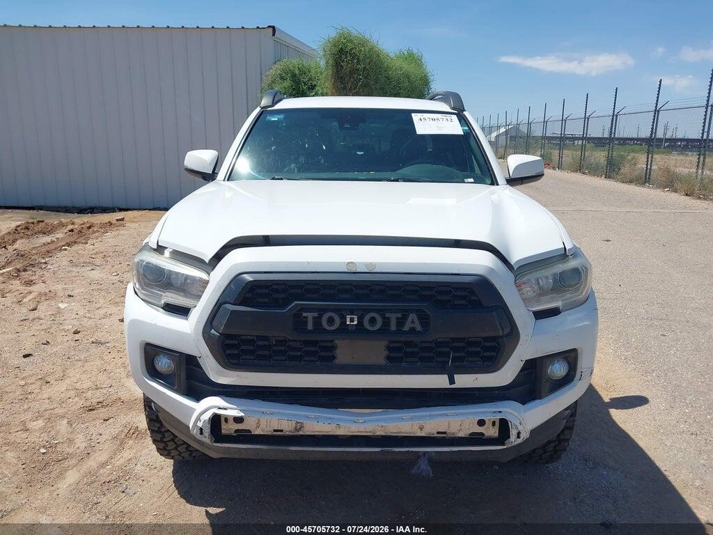 5TFAZ5CN5JX062128 2018 TOYOTA TACOMA photo no. 12