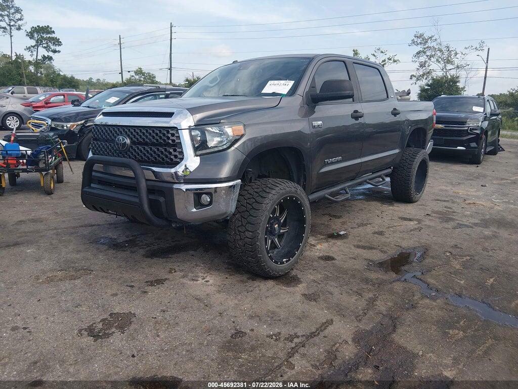 5TFDW5F15JX729973 2018 TOYOTA TUNDRA photo no. 2