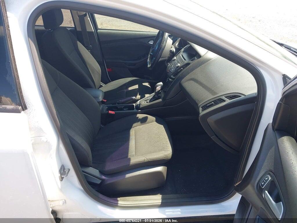 1FADP3F23GL279109 2016 FORD FOCUS photo no. 5