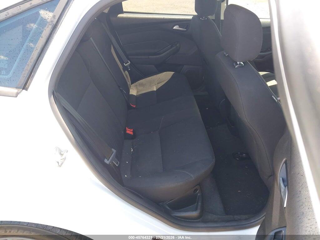 1FADP3F23GL279109 2016 FORD FOCUS photo no. 8