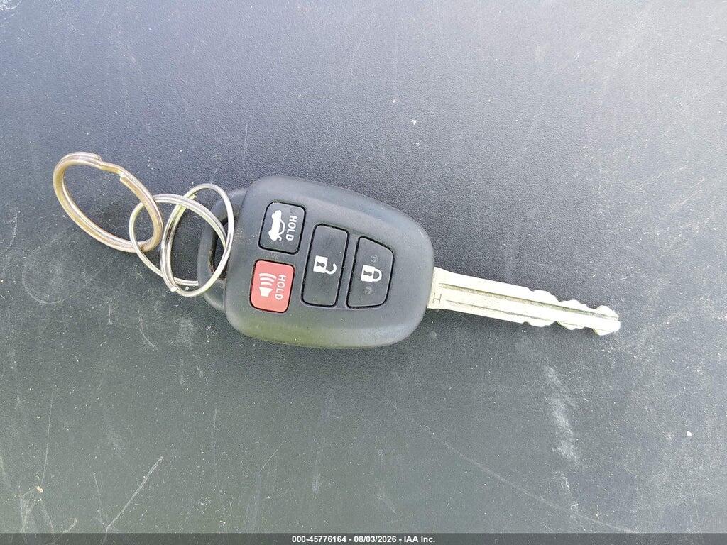 2T1BURHE2KC141338 2019 TOYOTA COROLLA photo no. 11