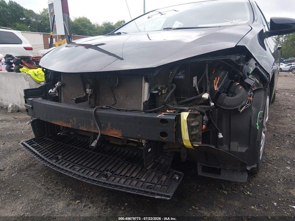 2T1BURHE9KC232705 2019 TOYOTA COROLLA photo no. 6