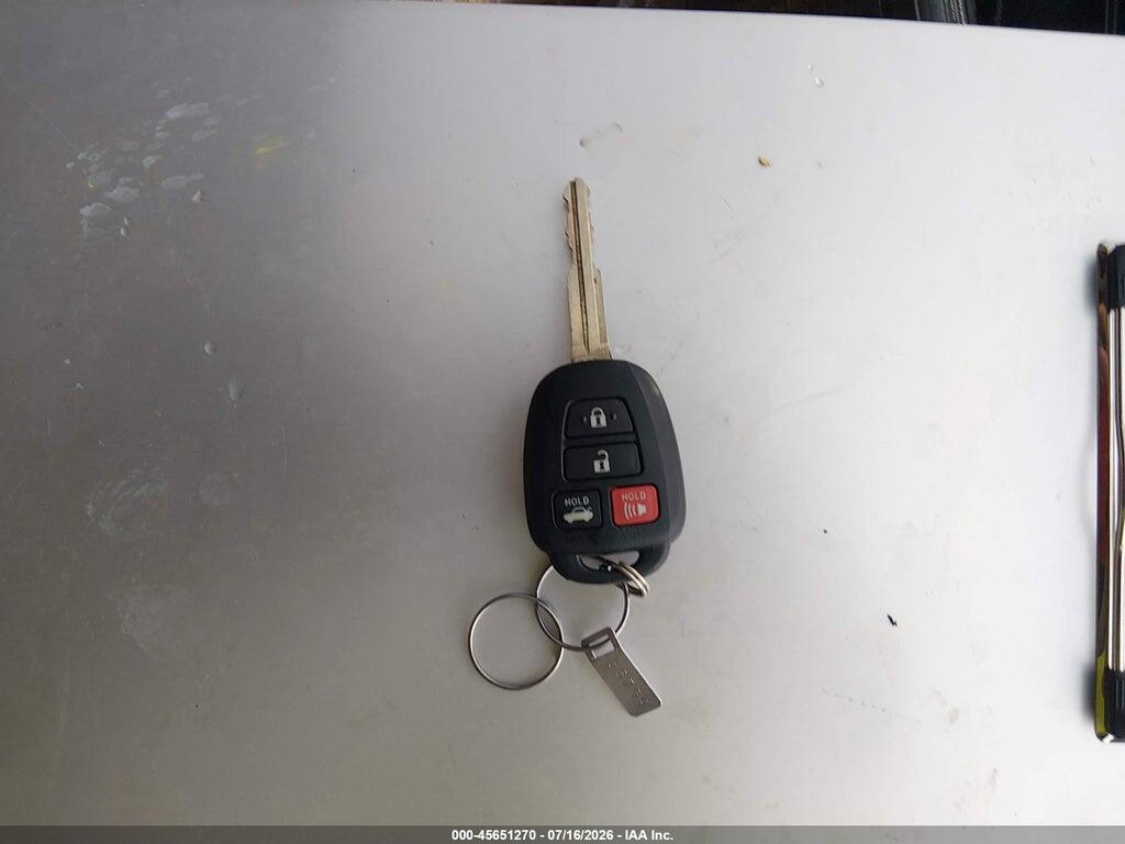2T1BURHE3KC142630 2019 TOYOTA COROLLA photo no. 11