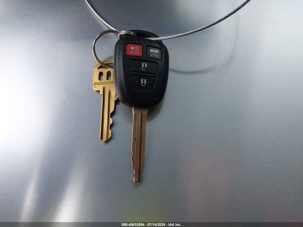 5YFBURHE7KP929628 2019 TOYOTA COROLLA photo no. 11