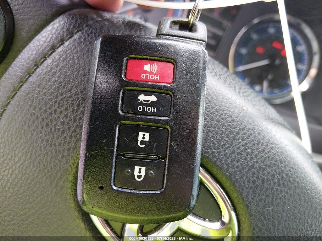5YFBURHEXKP888685 2019 TOYOTA COROLLA photo no. 11