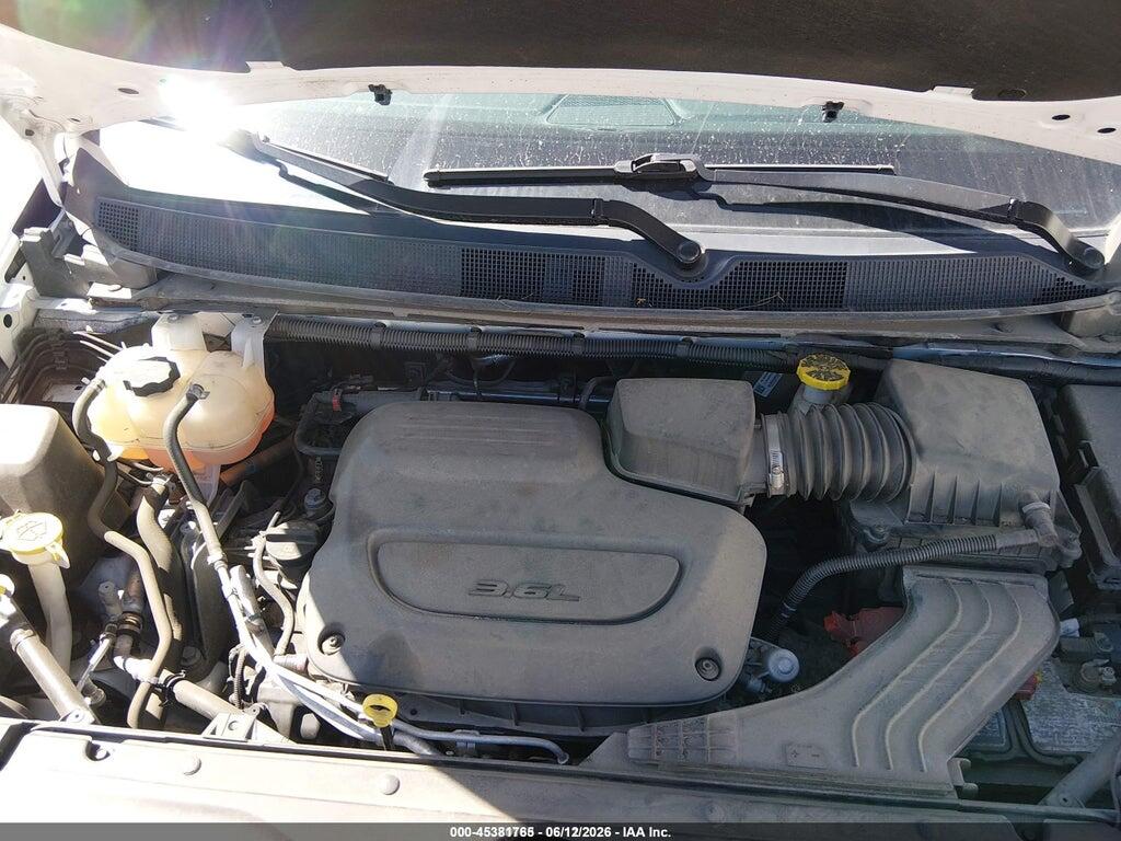 2C4RC1AG7MR558438 2021 CHRYSLER VOYAGER photo no. 10