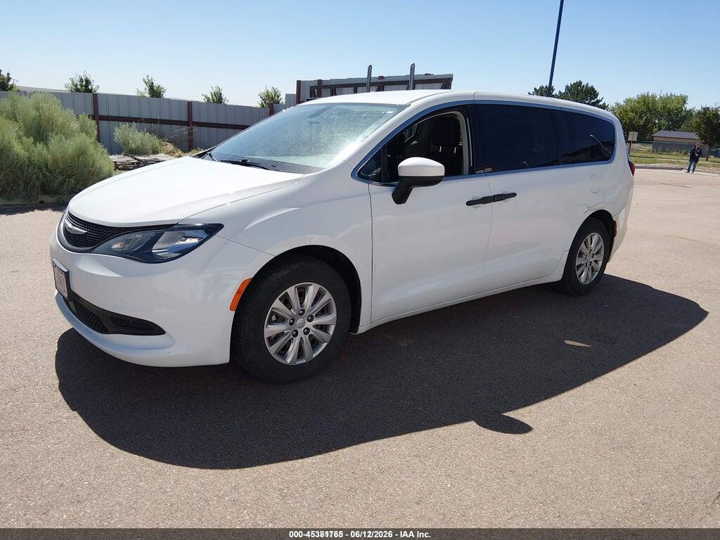 2C4RC1AG7MR558438 2021 CHRYSLER VOYAGER photo no. 2