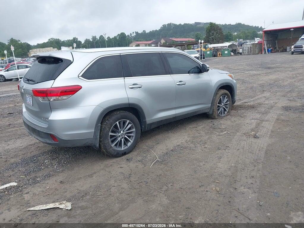 5TDJZRFH6KS718339 2019 TOYOTA HIGHLANDER photo no. 4