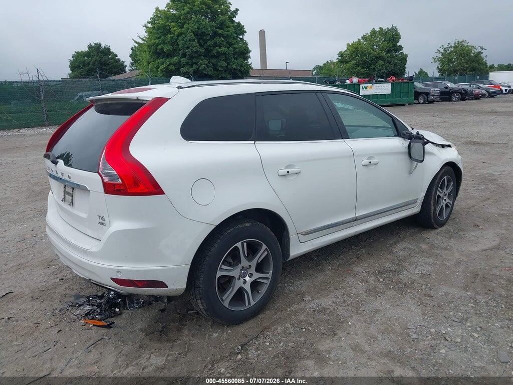 YV4902RD0F2626375 2015 VOLVO XC60 photo no. 4