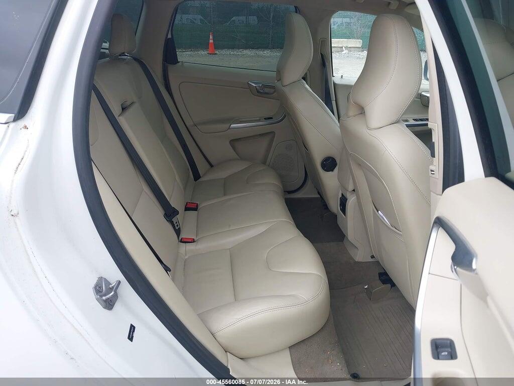 YV4902RD0F2626375 2015 VOLVO XC60 photo no. 8