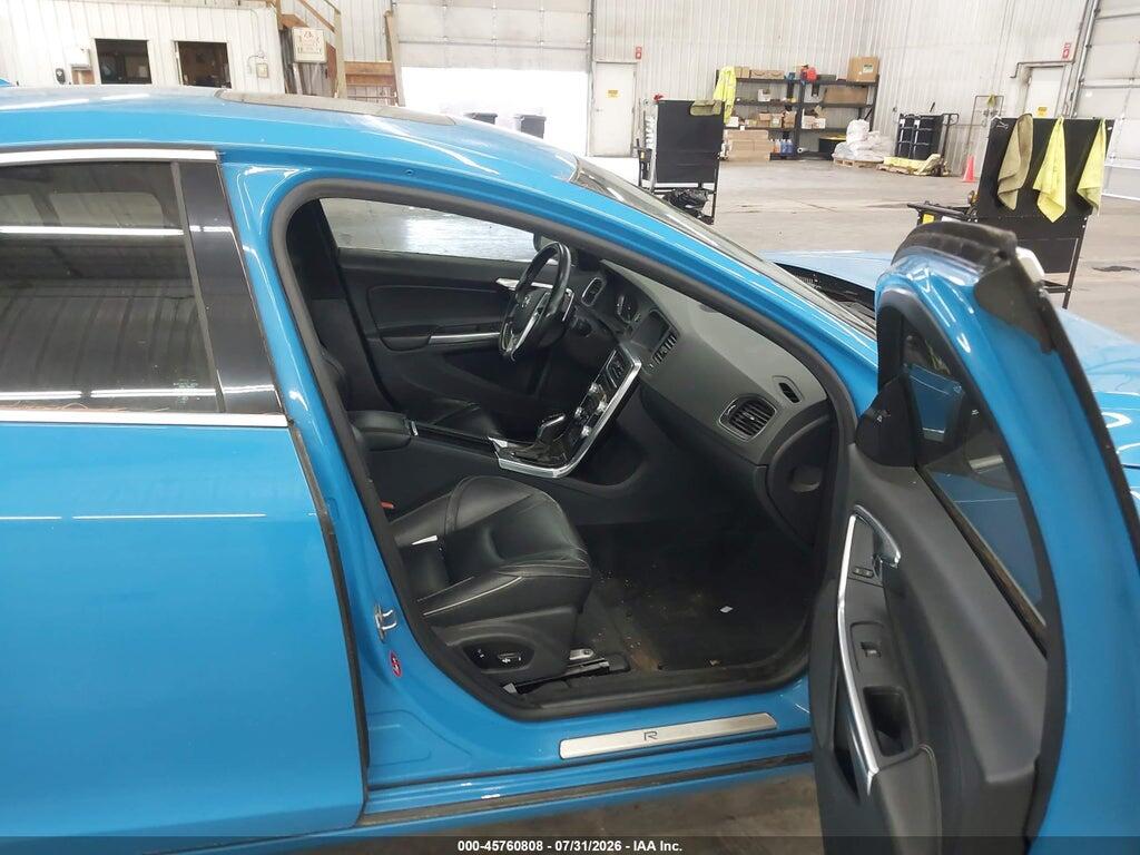 YV1902TS5F1352293 2015 VOLVO S60 photo no. 5