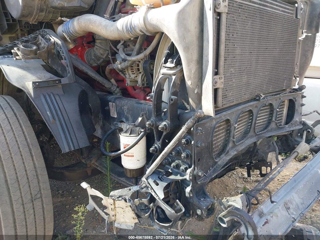 4V4NC9TH4FN931894 2015 VOLVO VN photo no. 6
