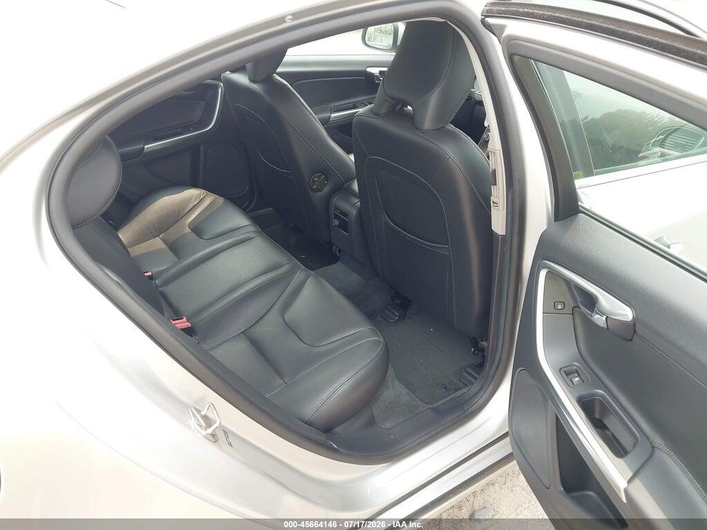 YV126MFB4F1305070 2015 VOLVO S60 photo no. 8