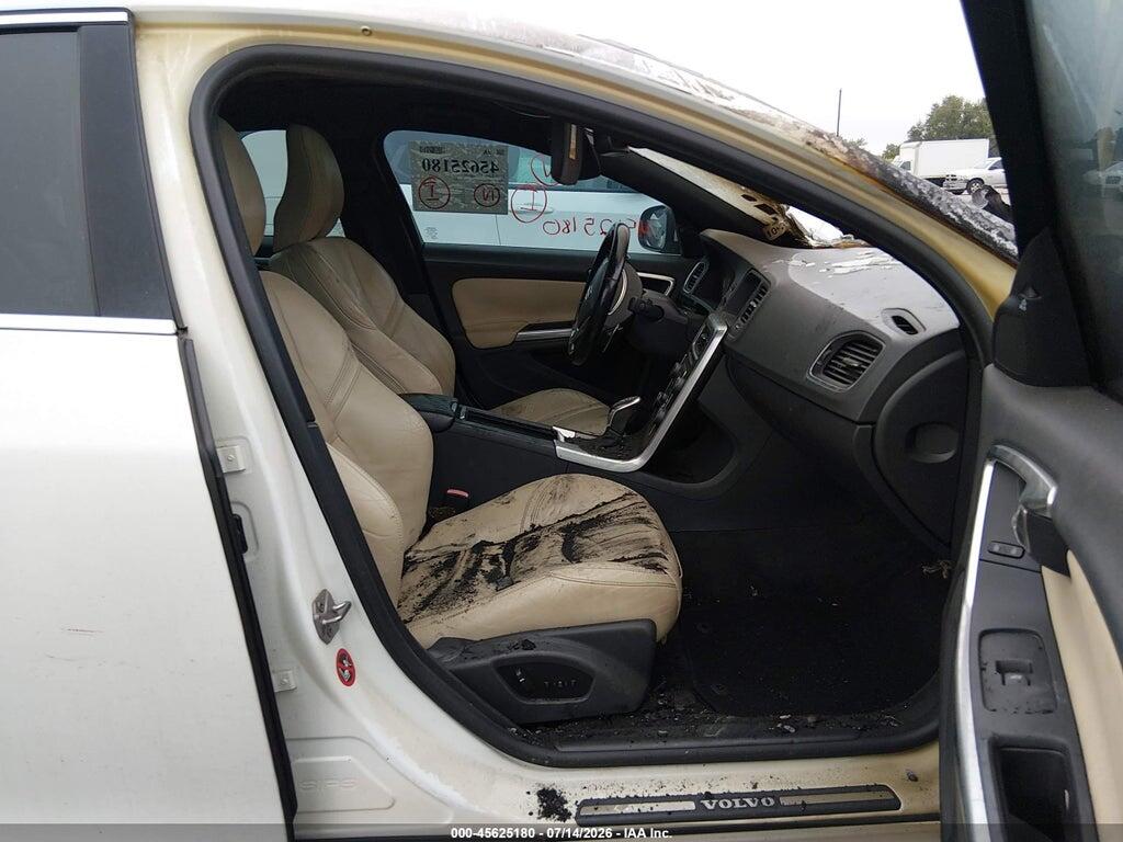 YV140MFB0F1300622 2015 VOLVO S60 photo no. 5