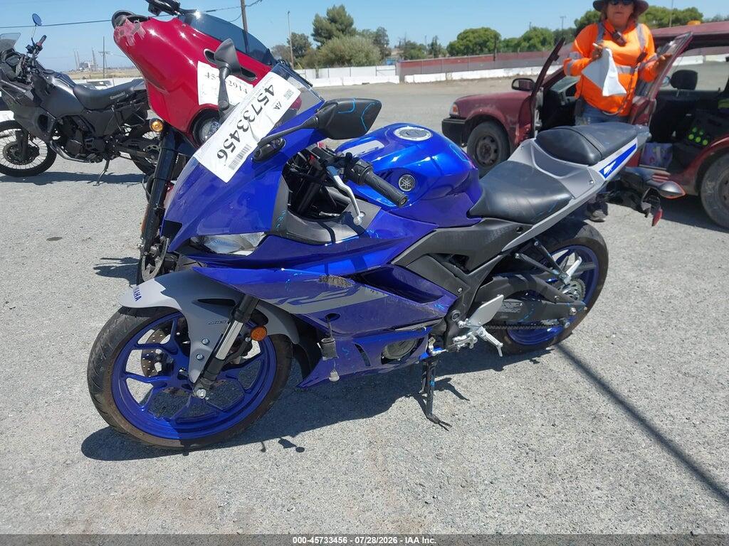 MH3RH18Y8LK004288 2020 YAMAHA YZFR3 photo no. 2