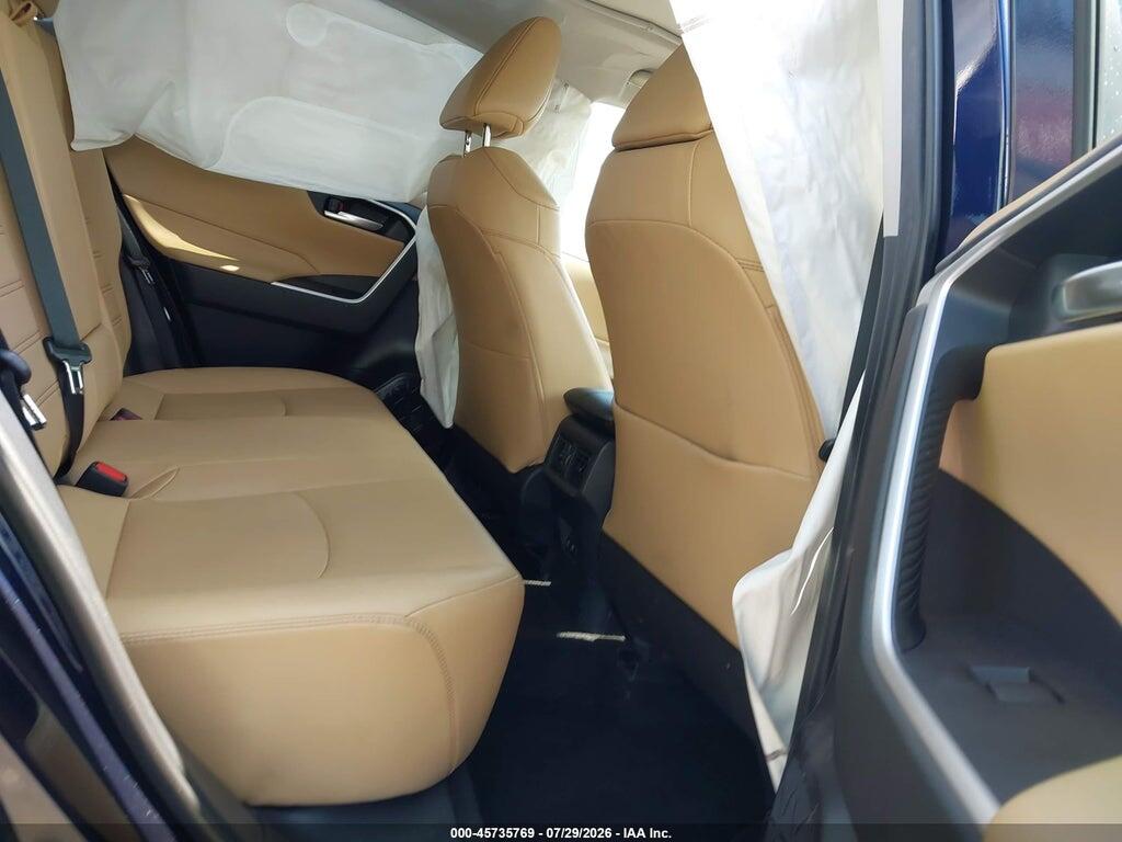 2T3A1RFV1KW033046 2019 TOYOTA RAV4 photo no. 8