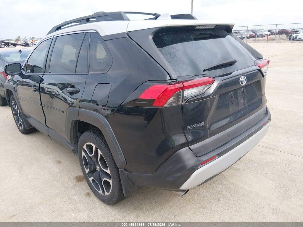 2T3J1RFV0KC016059 2019 TOYOTA RAV4 photo no. 3