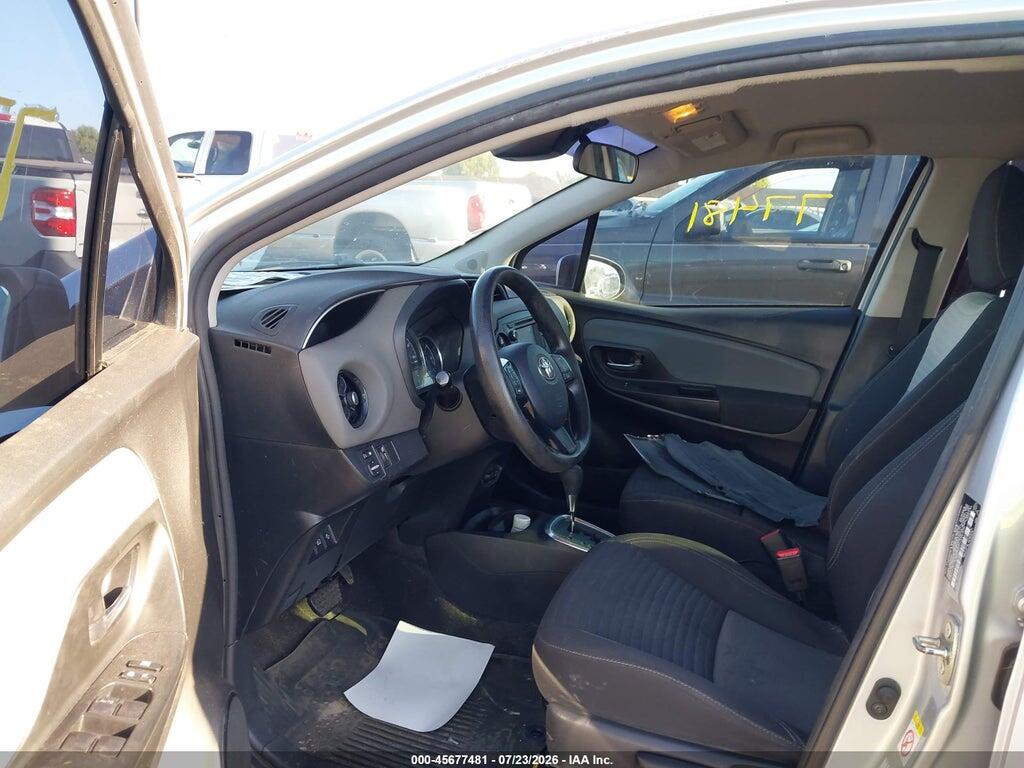 VNKKTUD31JA097577 2018 TOYOTA YARIS photo no. 5