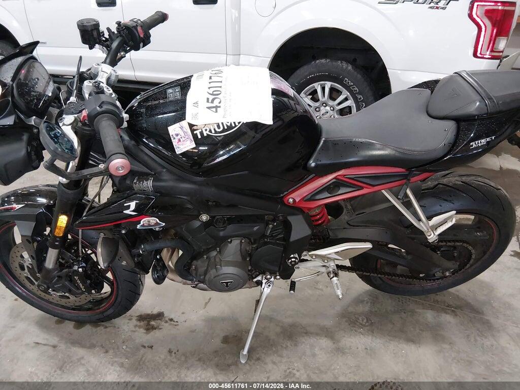 SMTA414D2JT835157 2018 TRIUMPH MOTORCYCLE STREET TRIPLE photo no. 9