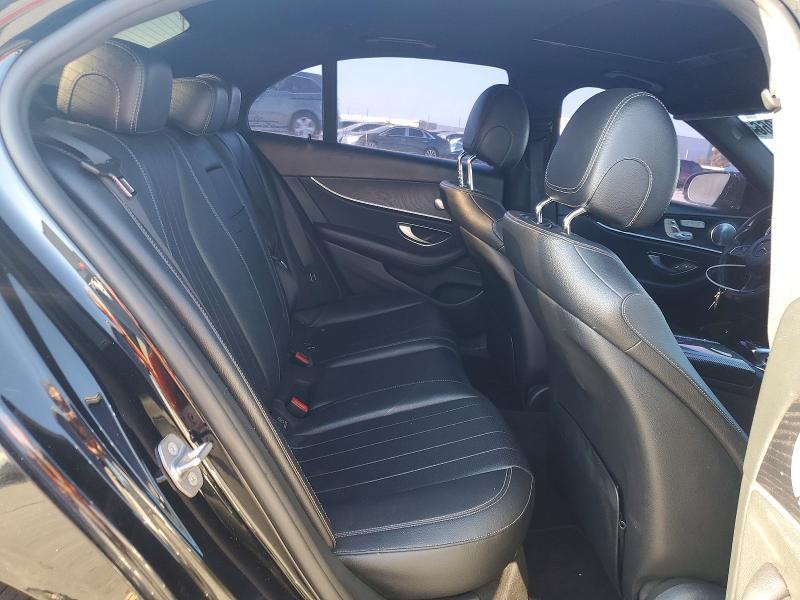 2017 MERCEDES-BENZ E 300 — Фото 10 из 12