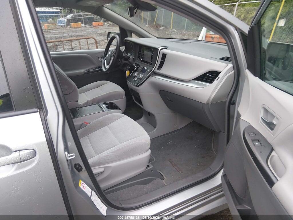 5TDKZ3DC0KS016784 2019 TOYOTA SIENNA photo no. 5