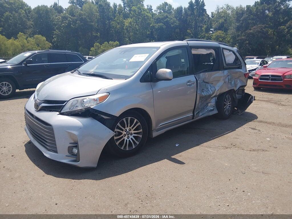 5TDYZ3DC2KS979907 2019 TOYOTA SIENNA photo no. 2