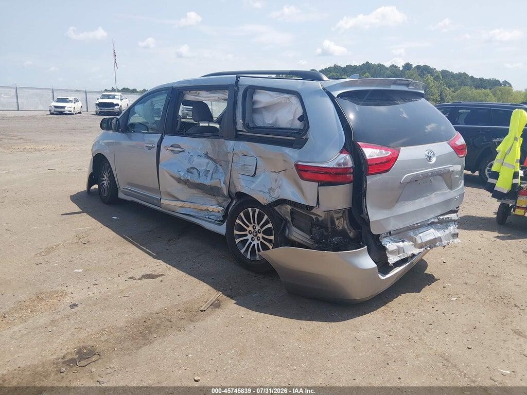 5TDYZ3DC2KS979907 2019 TOYOTA SIENNA photo no. 3