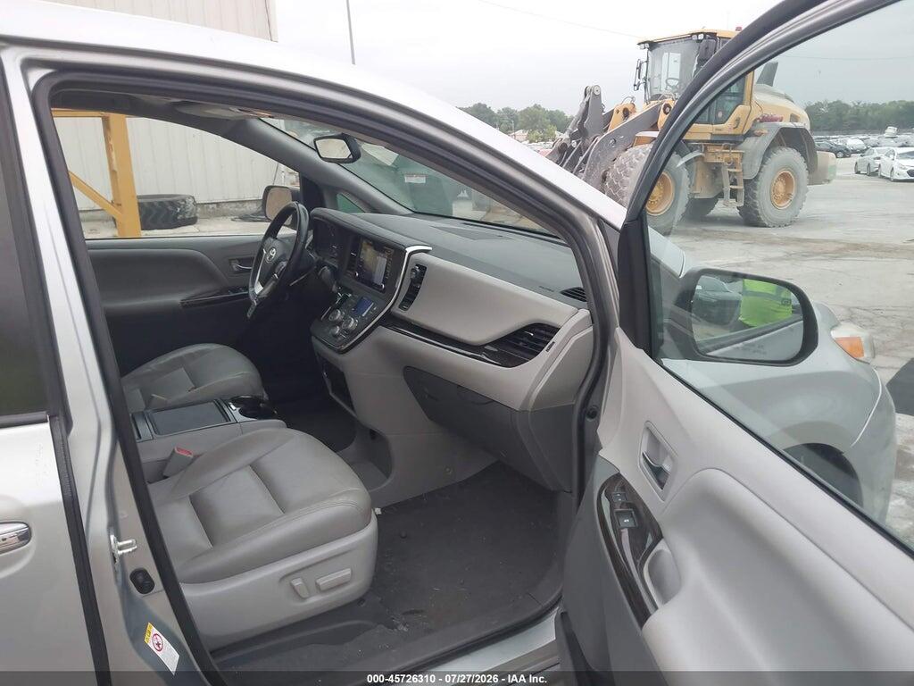5TDYZ3DC7KS010488 2019 TOYOTA SIENNA photo no. 5