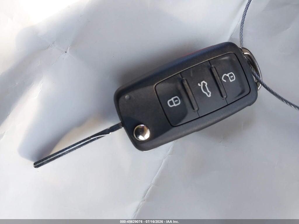 1VWAA7A31JC008916 2018 VOLKSWAGEN PASSAT photo no. 11