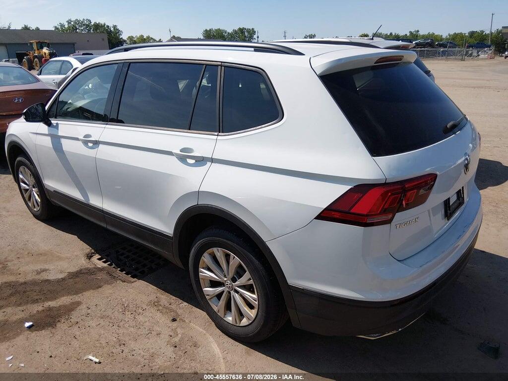 3VV1B7AX2JM111765 2018 VOLKSWAGEN TIGUAN photo no. 3