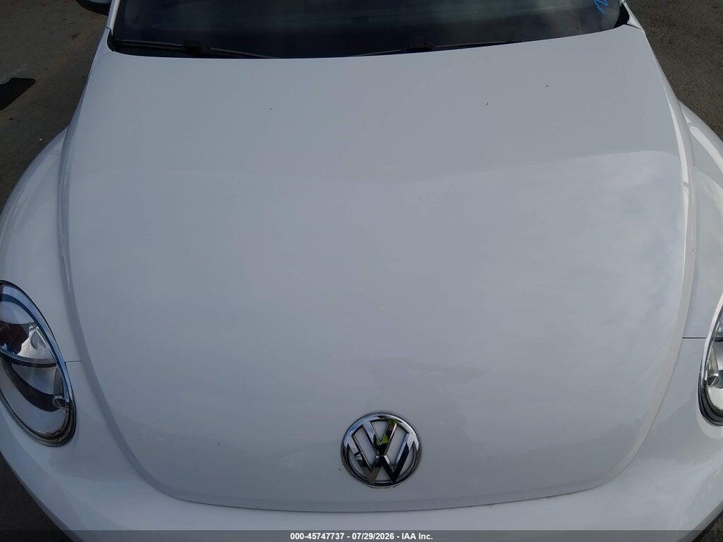 3VWFD7AT6JM710127 2018 VOLKSWAGEN BEETLE photo no. 10