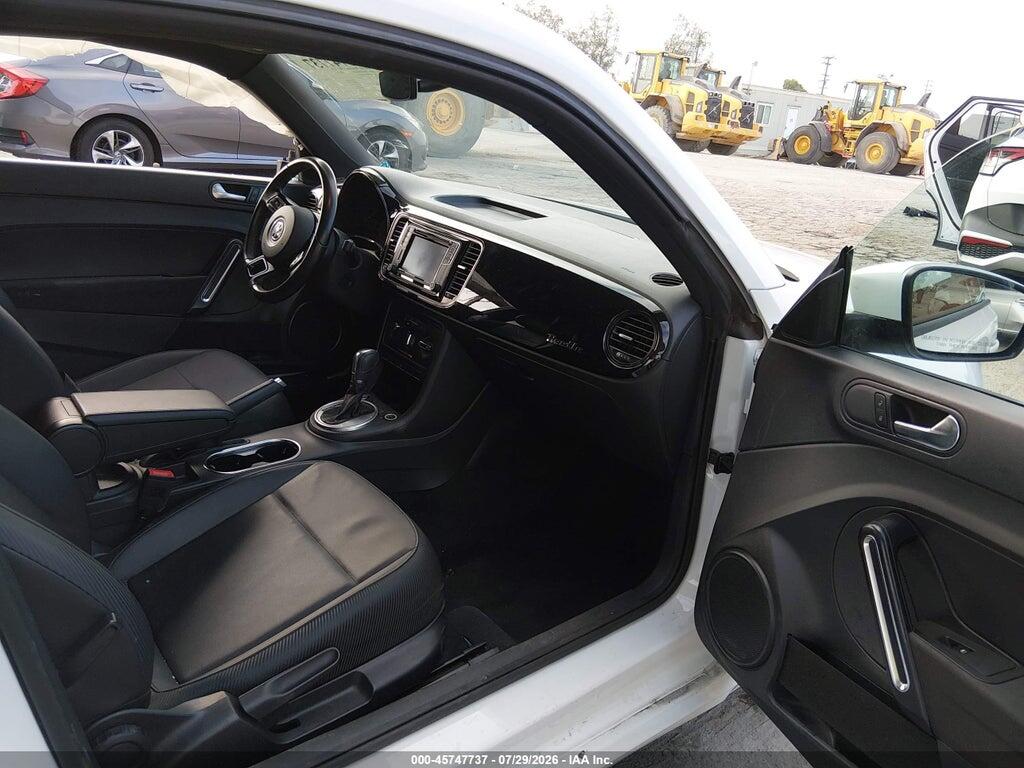 3VWFD7AT6JM710127 2018 VOLKSWAGEN BEETLE photo no. 5