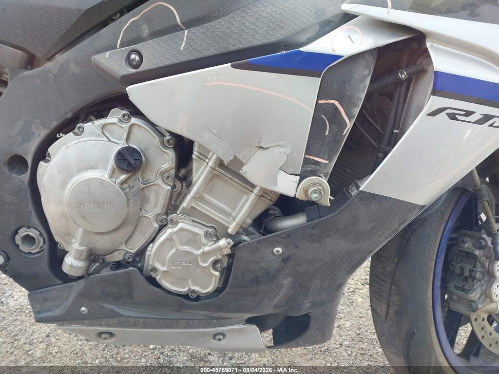 JYARN40YXFA000074 2015 YAMAHA YZFR1M photo no. 8