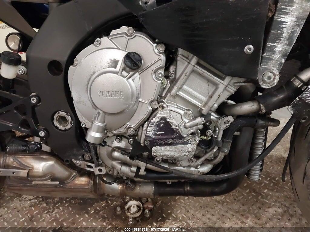JYARN39Y7FA000076 2015 YAMAHA YZFR1 photo no. 8