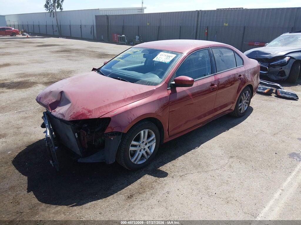 3VW2B7AJ1JM257828 2018 VOLKSWAGEN JETTA photo no. 2