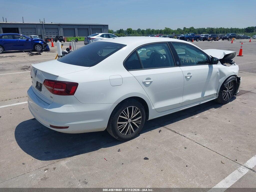 3VWDB7AJ9JM210815 2018 VOLKSWAGEN JETTA photo no. 4