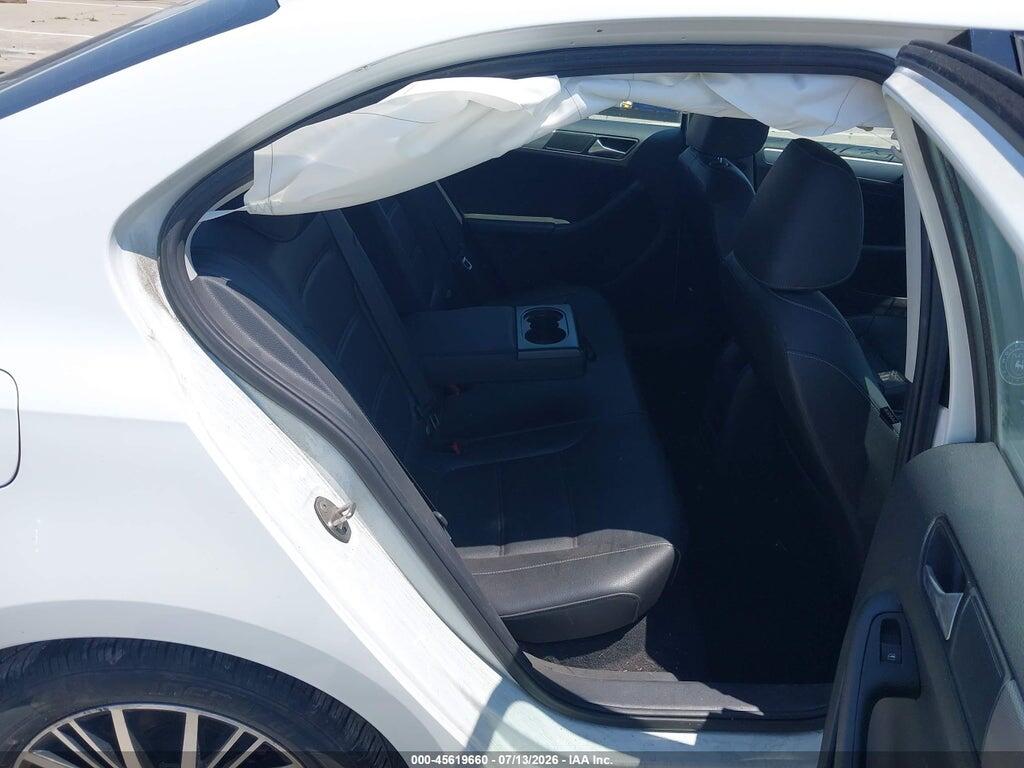 3VWDB7AJ9JM210815 2018 VOLKSWAGEN JETTA photo no. 8