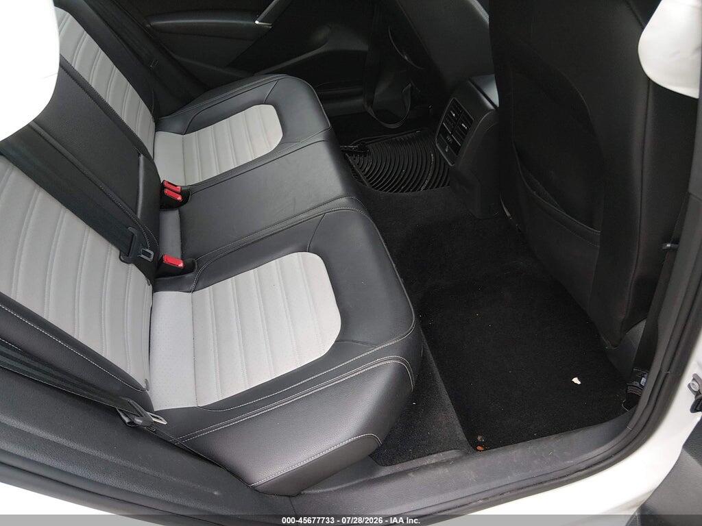 1VWJM7A38JC047977 2018 VOLKSWAGEN PASSAT photo no. 8