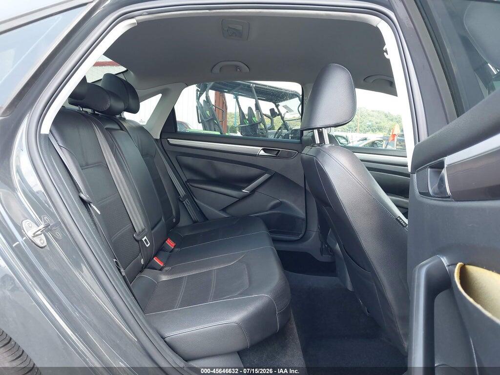 1VWAA7A39JC020263 2018 VOLKSWAGEN PASSAT photo no. 8