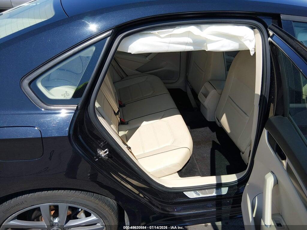 1VWAA7A32JC016300 2018 VOLKSWAGEN PASSAT photo no. 8