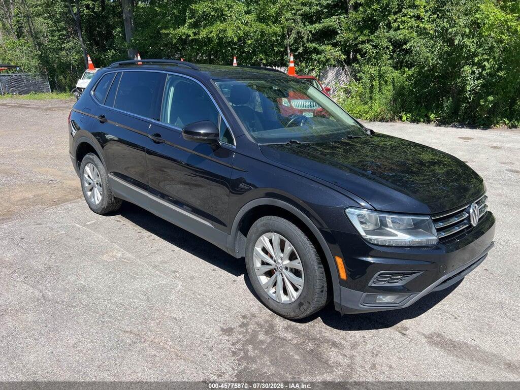 3VV3B7AX4JM038200 2018 VOLKSWAGEN TIGUAN photo no. 1