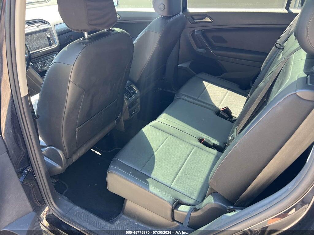 3VV3B7AX4JM038200 2018 VOLKSWAGEN TIGUAN photo no. 8