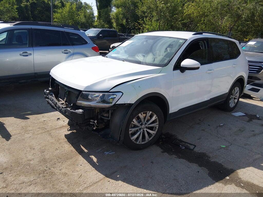3VV0B7AX1JM119481 2018 VOLKSWAGEN TIGUAN photo no. 2