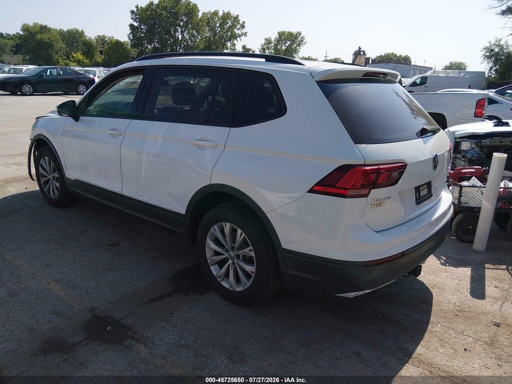 3VV0B7AX1JM119481 2018 VOLKSWAGEN TIGUAN photo no. 3