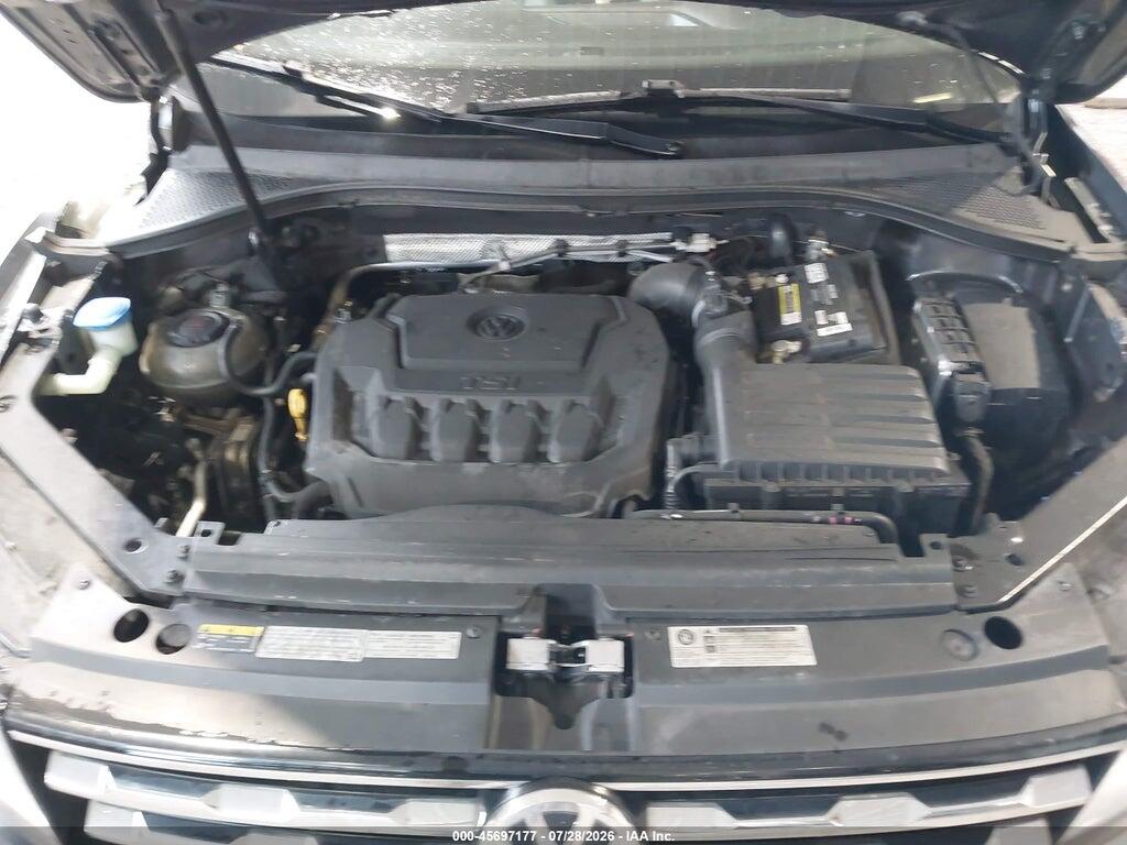3VV2B7AX6JM198039 2018 VOLKSWAGEN TIGUAN photo no. 10