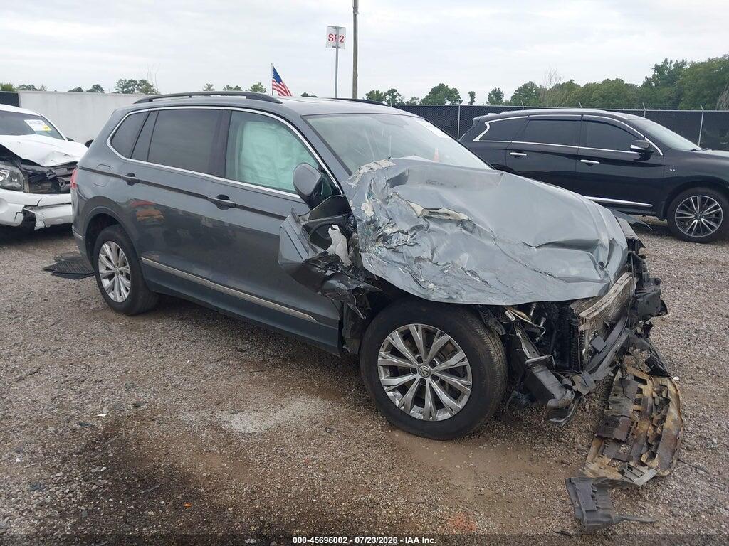 3VV3B7AX6JM185733 2018 VOLKSWAGEN TIGUAN photo no. 1